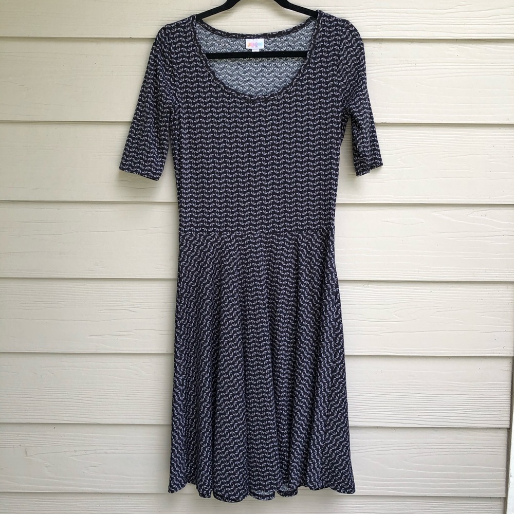 EUC LuLaRoe Nicole Dress M ***30% off 3+